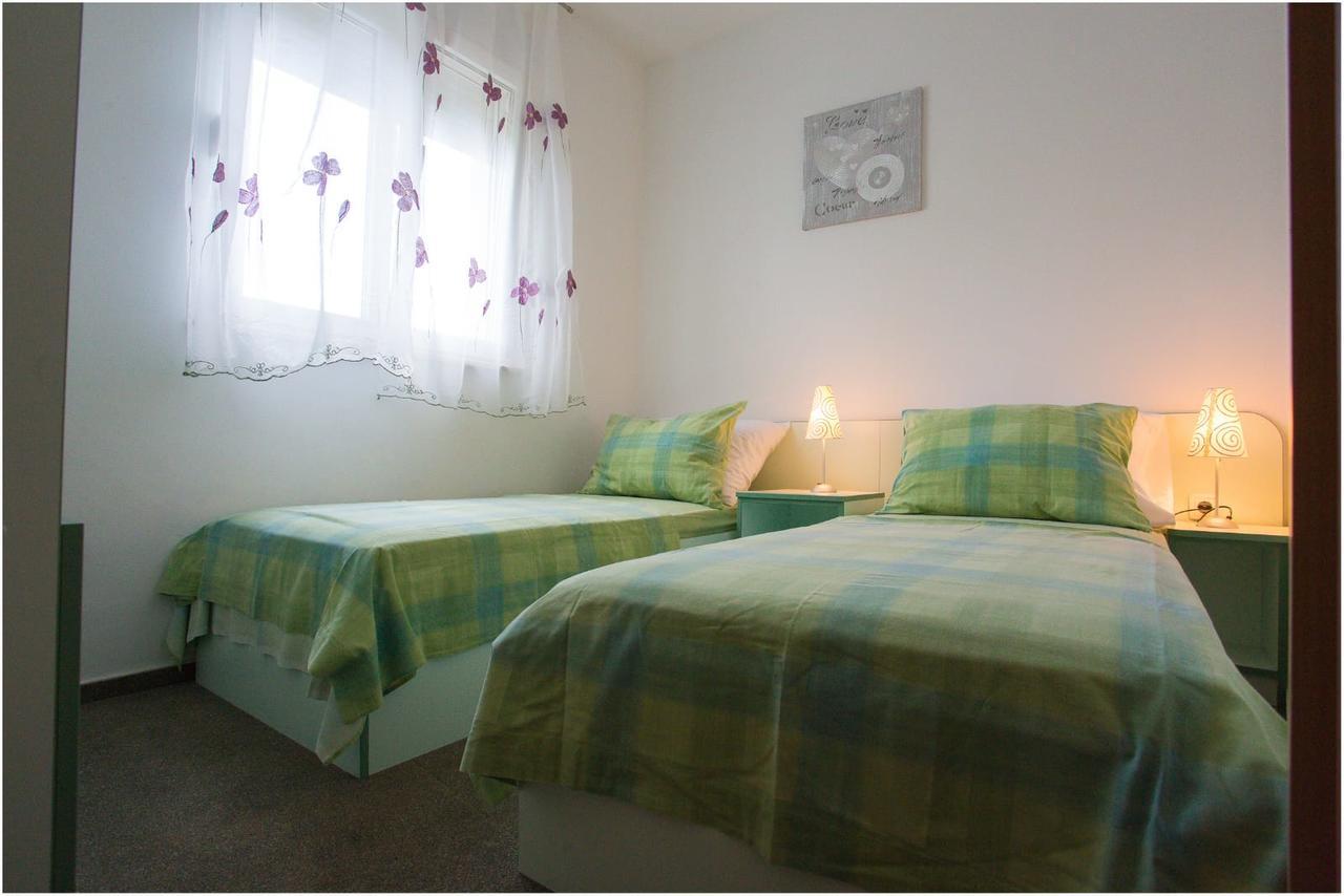 Apartments Maja Podstrana Dış mekan fotoğraf